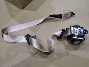 Geely Geometry A black and white polyester material is used to protect the