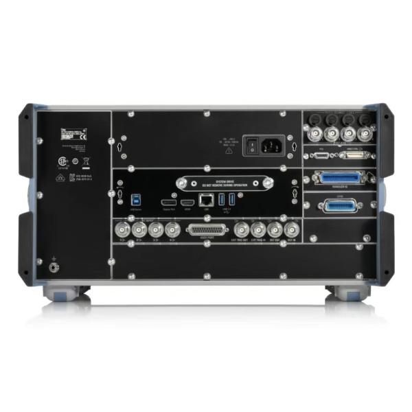 R&S ZNB40 Vector Network Analyzer VNA with 9kHz to 40 GHz Frequency Range 140 dB Dynamic Range and Large Touch Screen