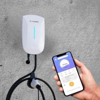 WIFI connecté à un seul pistolet RFID carte de balayage de la station de recharge EV montée sur le mur