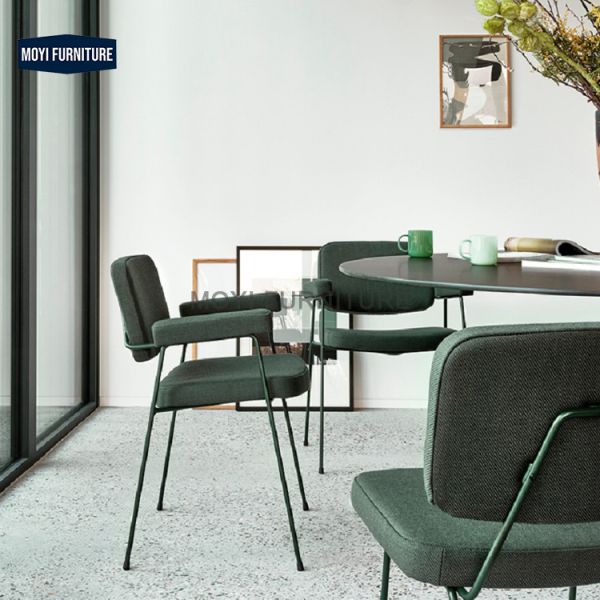 Minimalist Nordic Leisure Metal Legs Restaurant Chairs Upholstered Velvet Dining Chair