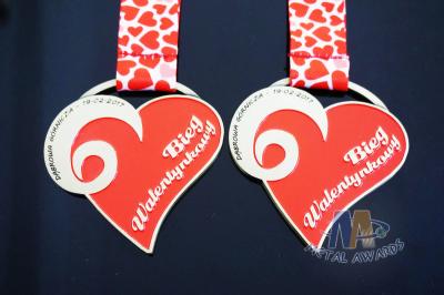 2D Double Side Red Heart Medal Die Cast Craft Medallions Corrosion Resistant