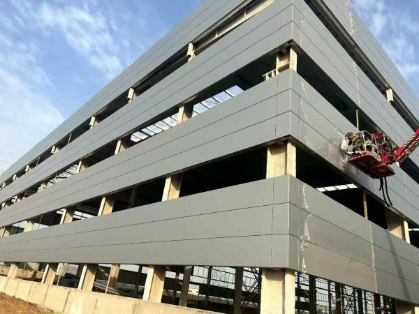 Customized Economical Large Space Metal Frame Warehouse Industrial Prefab Steel Structure Building With Aluminum Alloy Window