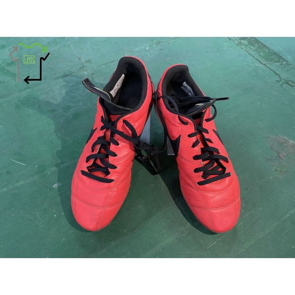 Breathable Mix Size Used Football Shoes Women Second Hand Branded Shoes