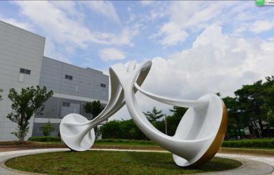 Square Decoration Large Outdoor Sculpture , Stainless Steel Abstract Sculpture