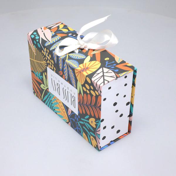 Swimwear Dress Pants Garment Packaging Box With Ribbon And Satin