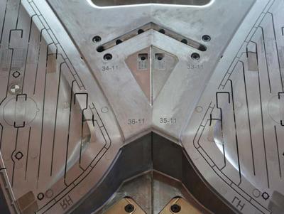 8 Cavity Double Color Mould Injection Molding For Handheld Electric Tools