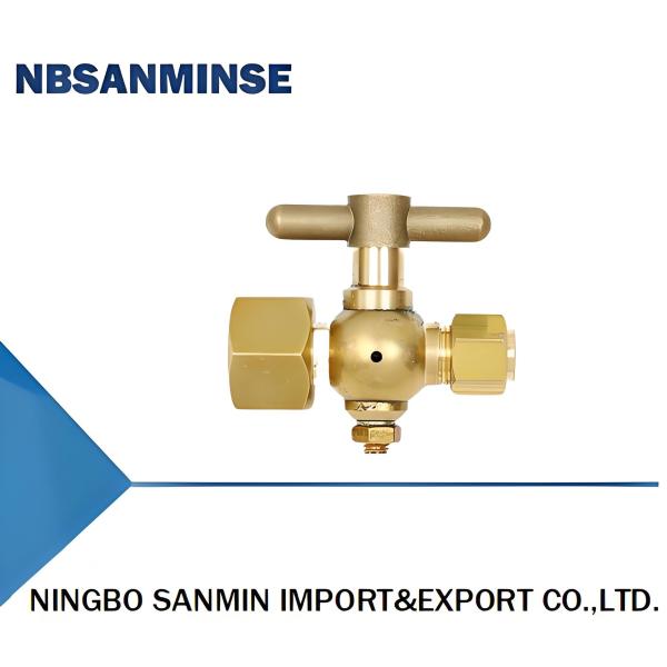 ブラス 接続する三方向プラグバルブ 圧力計 0.6MPA