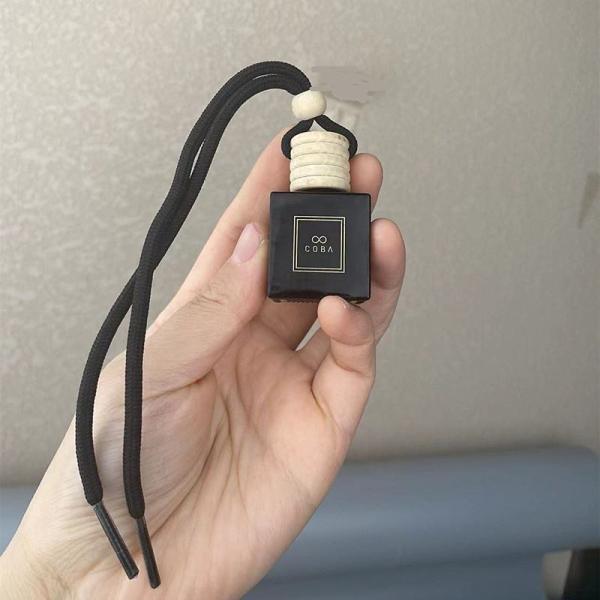8ml Black Glass Car Perfume Bottle with Wooden Lid