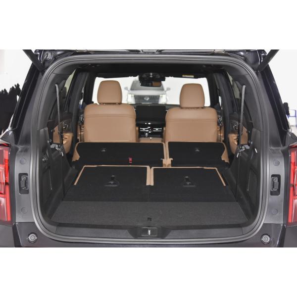 Le 2023 GAC Trumpchi GS8 2.0T 7 places grand SUV de luxe est disponible en deux roues motrices et quatre roues motrices.