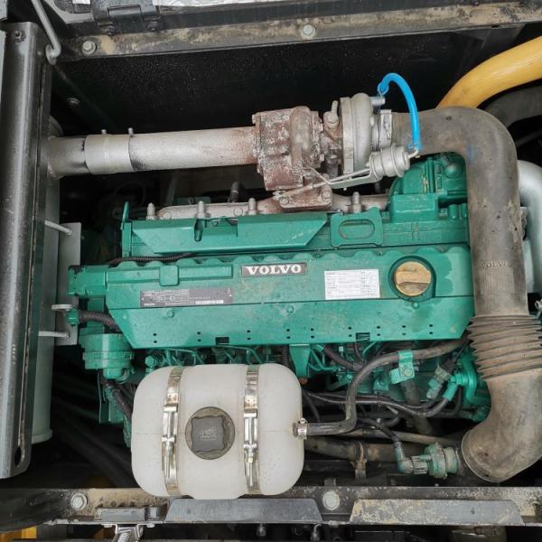 22800 KG Operating Weight Volvo210 Used Excavator with Crawler Track in Korea