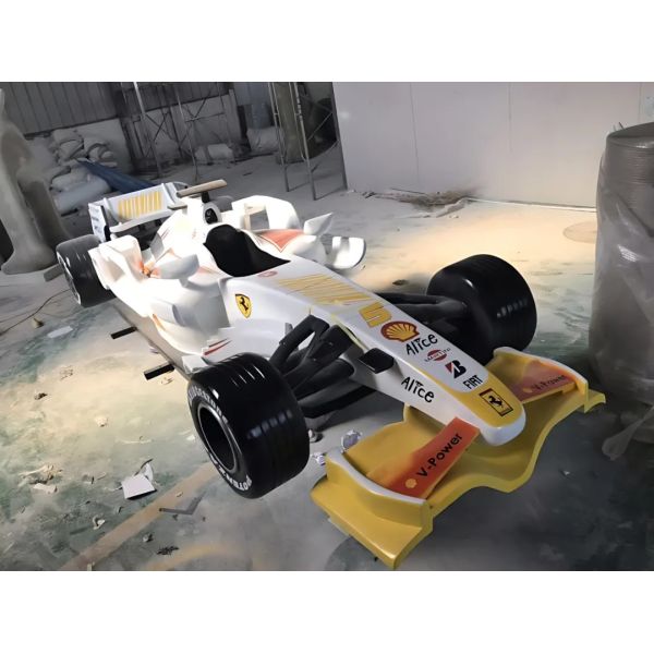 Customizable Size Weather Resistant Fiberglass Sculpture with Hand-Painted Coating for Outdoor Decoration