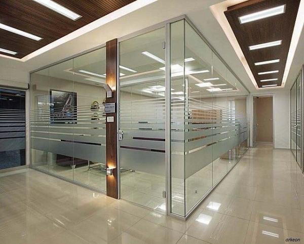 Quantidade qualificada de vidro flutuante com ácido gravado Satin Frost para melhoria de portas de armários de apartamentos