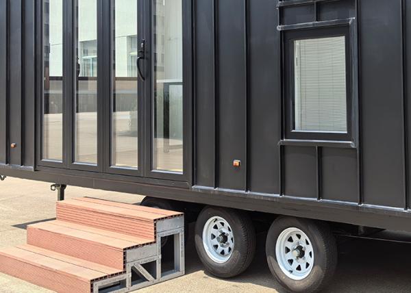 Maison préfabriquée à remorque 2350*8000mm cadre en acier mobile maison minuscule sur roues