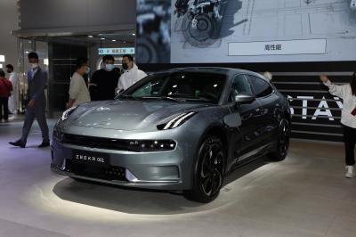 milhagem elétrica 690km da resistência do carro do sedan de 200km/H Geely Zeekr 001