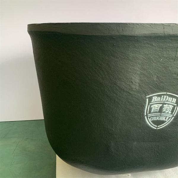 Thermal Shock Resistance Clay Graphite Crucible Cylindrical Crucible For Melting / Casting
