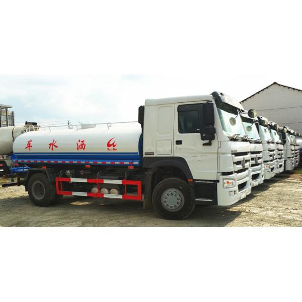 Sinotruk Howo 6x4 371hp water tank truck, tank sprinkler truck for sale
