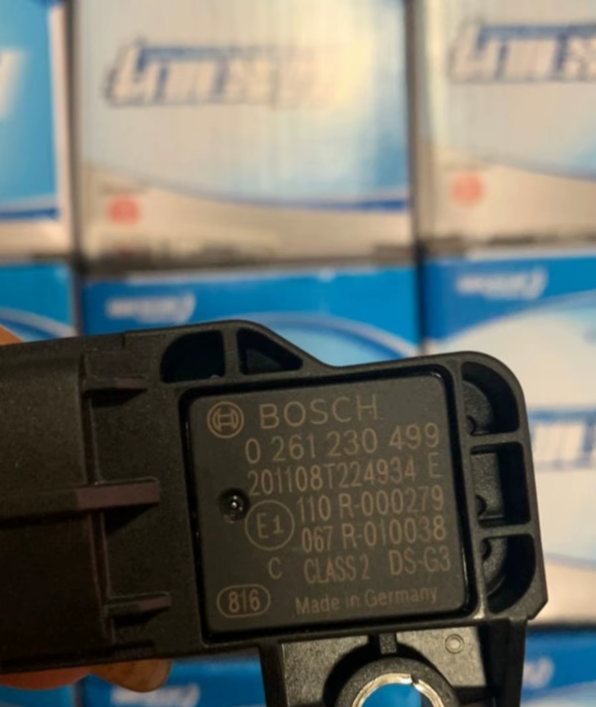 Weichai Original 6HH1 Gasoline Intake Pressure Sensor 1001292423 for National VI Vehicles Machinery Engine Parts Temperature