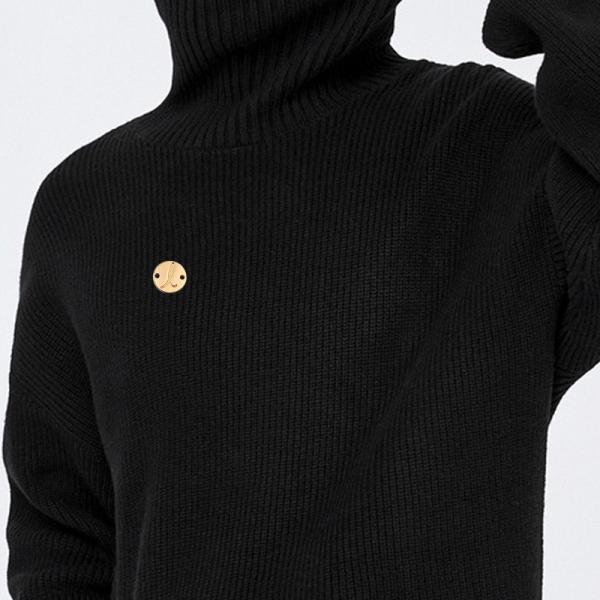 Gold Plated Sewn Holes Garment Metal Tags for Abaya Turtleneck Customized Design