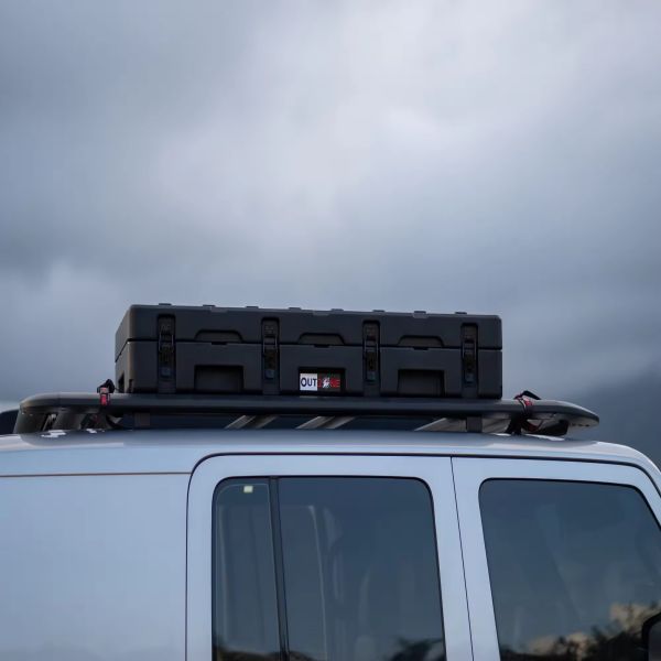Durable 85L Plastic Universal Roof Top Carrier Storage Tool Box LLDPE Cargo Case Rotomolded Tool Box 4WD Storage Box Roof Rack