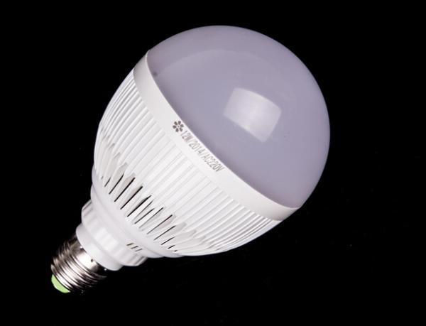 12W LED Plastic B22 Bulb Candle twist Light  with SMD2835 chip Epistar