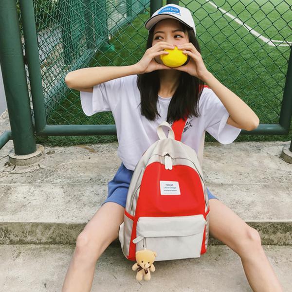 2018 summer new harajuku fresh contrast color student fashion pack Korean version fashionable simple backpack