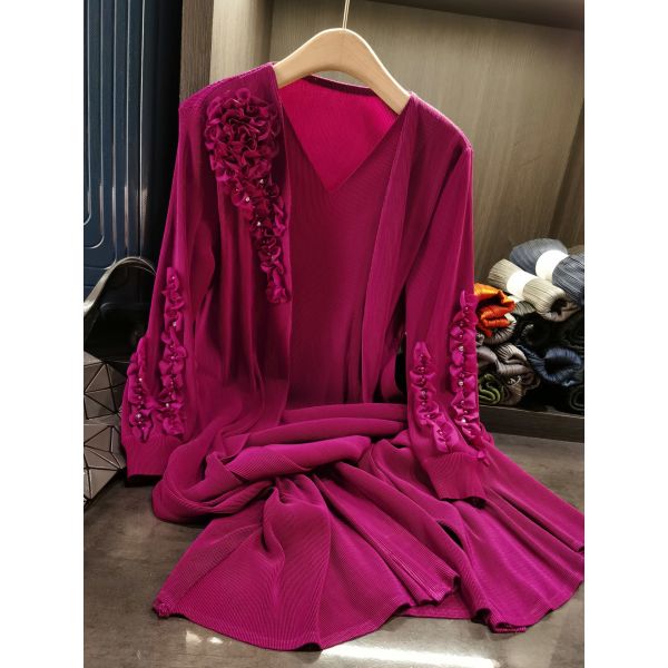Elegant Heavy-Duty Ruffled Beaded Pleated V-Neck Dress Autumn Solid Color Casual Slimming Chiffon Dress Natural Waistline Front