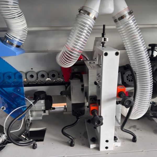 Compact Automatic Edge Banding Trimming Machine 7KW Woodworking Equipment