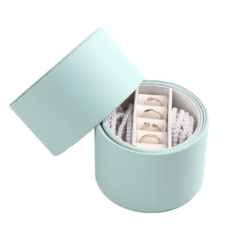 Portable Travel Leather Jewelry Boxes Modern Round Shape For Necklace Ring Organizing