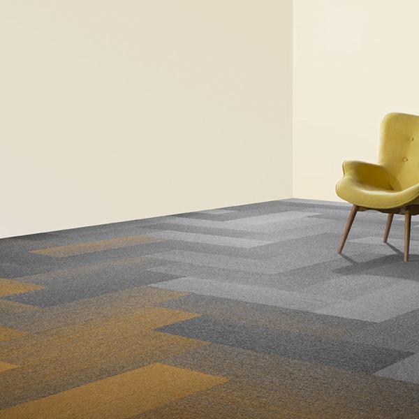 Medium Pile Fireproof Sound Proof Carpet Tiles for Commercial Rooms in Hotels and Homes