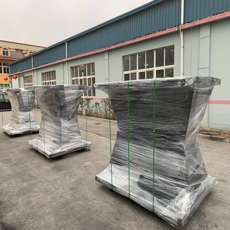 CCS Certified 3L# Natural Rubber Fender D-Shaped Design for Easy Mounting & Durability Black Customized Size for Ship Docks