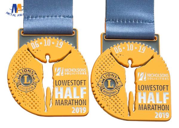 Round Custom Sports Medals / Spray Yellow Cut Out And Soft Enamel Medailles With Heat Transfer Ribbon