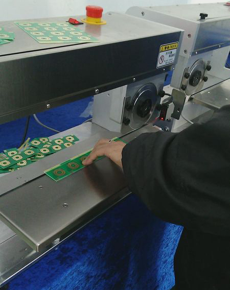 Резец монтажной платы автомата для резки PCB доски металла высокой точности
