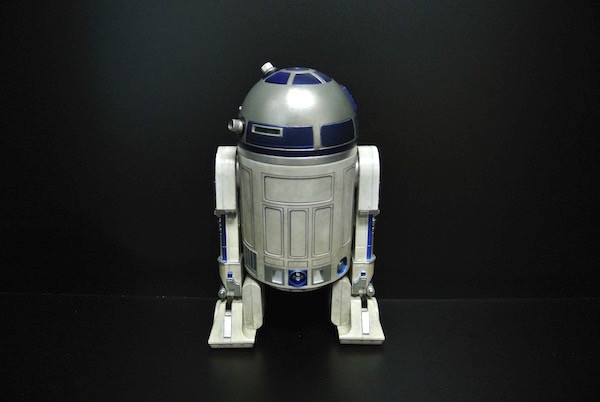 Complex Design R2D2 Disney Robot Action Figures With Special Technology