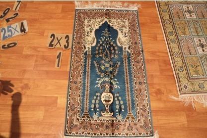 handknotted persian silk rug/handmade silk rug/traditional silk rug