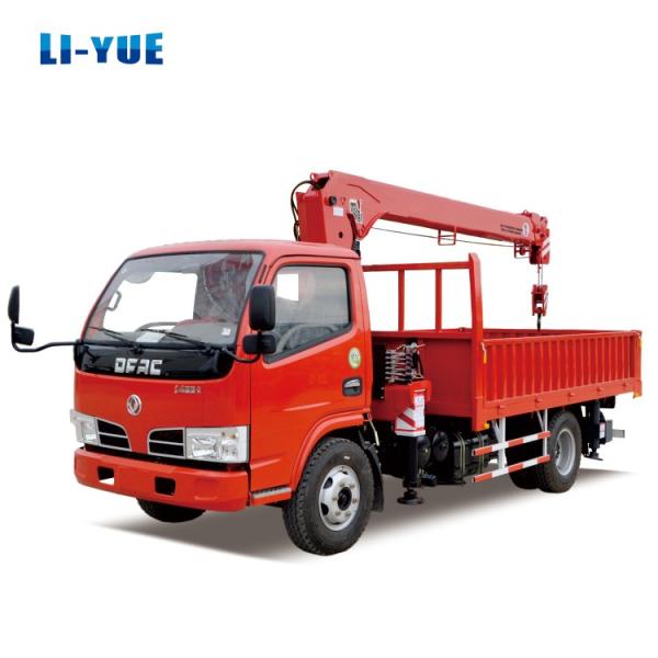 Construction Telescopic Boom Mobile Crane SQ3.2SK2Q With 8.4T.M Rated Lifting Moment