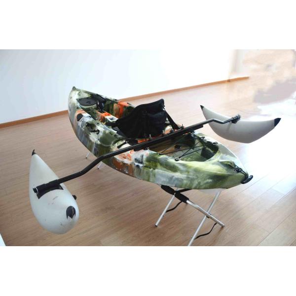 Вращательный одиночный материал рыбацких лодок ЛЛДПЭ каяка с полным установленным держателем штанги