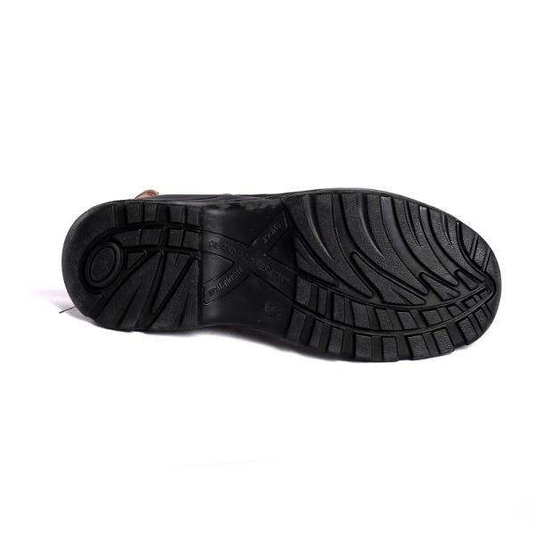 Chaussures de sécurité à semelles en PU pour les opérateurs de machines lourdes
