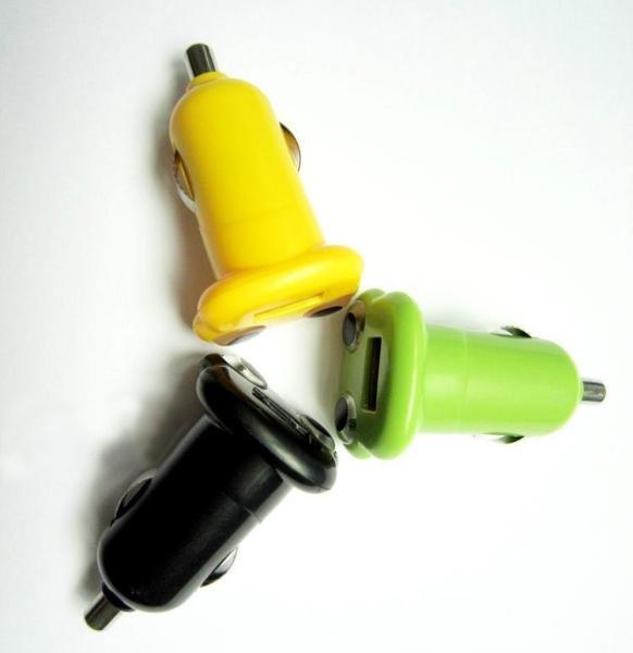 cute cartoon USB charger /portable mini car charger/car accessories/Iphone charger