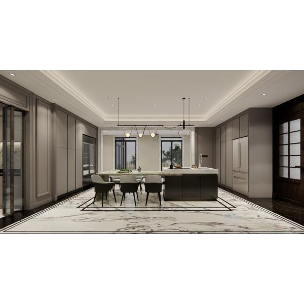 Cuisine en acier inoxydable de luxe en forme de U avec une île impressionnante