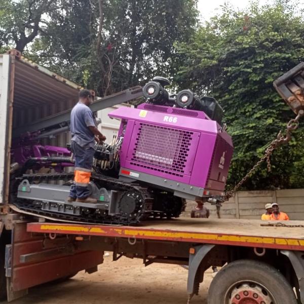 Separated DTH Drilling Rig Rotary Torque 2500N.m Borehole Drilling Equipment Surface Drill Rigs