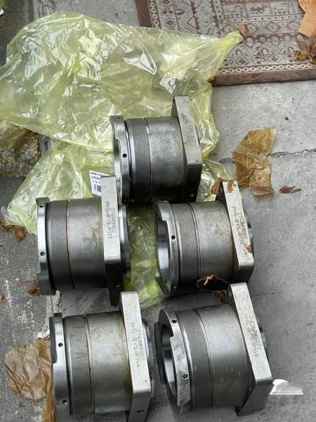 Revestimento de cabeçote de tubo S original Putzmeister Bomba de concreto Peças sobressalentes Unidade de pressão hidráulica de aço