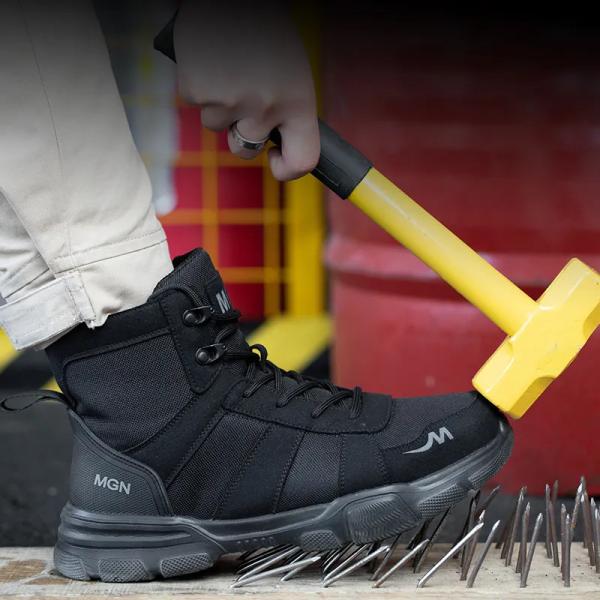 Botas de trabajo de seguridad ligeras amarillo negro con dedo ancho de acero / placa de Kevlar