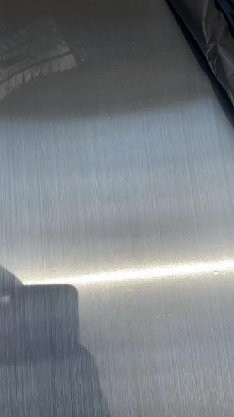 O espelho 3mm 304 VAGABUNDOS de aço inoxidável da folha gravou a placa dos Aço inoxidável laminada