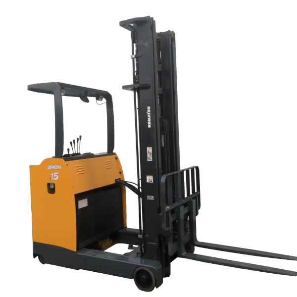 Japanese Original Heavy Lifting Stand On Used Diesel Forklift 1.5t Four Direction Truck For Warehouse