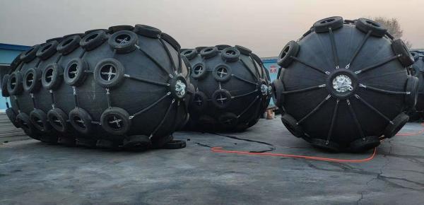 Personalizado faz sob medida o tipo para-choque de borracha de Yokohama para a proteção do barco