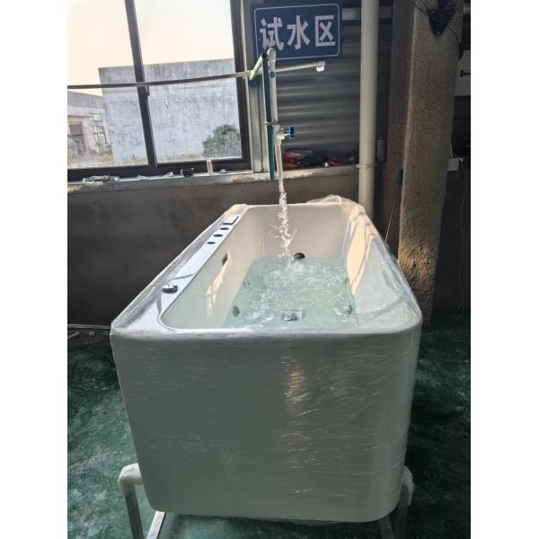 Pure PMMA Acrylic Freestanding Hydro Massage Bathtub with 7 Colors Changing LED Light