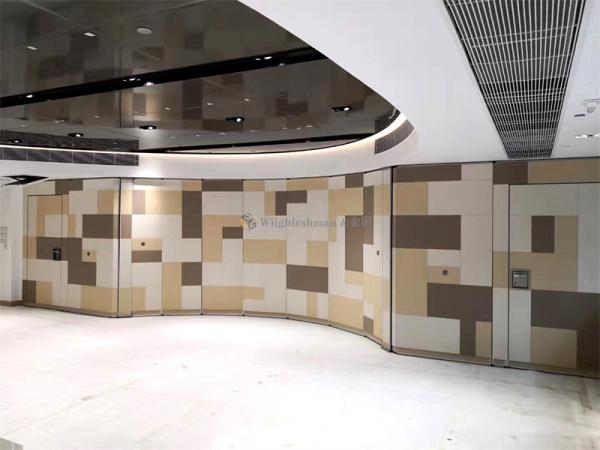 Adjustable Conference Room Partitions Modular With Powder Coating Surface