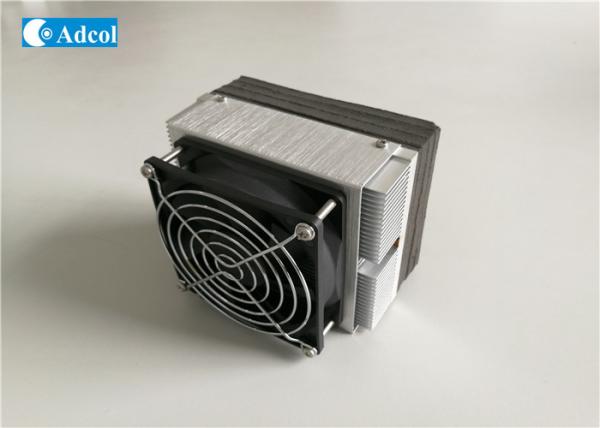 Le refroidisseur à plaque de Peltier / refroidisseur thermoélectrique pour la température constante de laboratoire