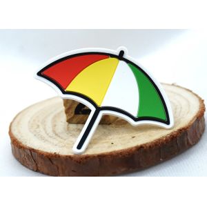 Las etiquetas de la ropa de la transferencia de calor de Mini Umbrella OEKO para los niños empaquetan los juguetes