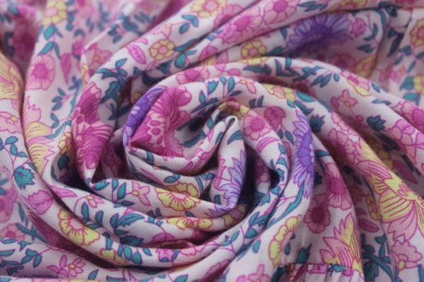 Printed Custom Womens Dresses Long Flounce Lavender Dresses With Front Buttons